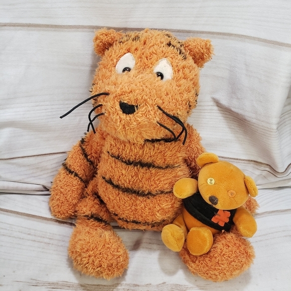Disney Classic Pooh Tigger & Teddy Bear Stuffed Toy Walt Disney Company 10 Inch - Picture 1 of 10